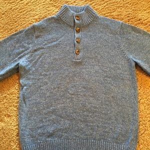 IZOD three button sweater-Medium